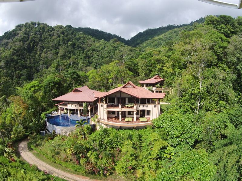 10 bed Hotel / Leisure For Sale in Uvita, Puntarenas - 1