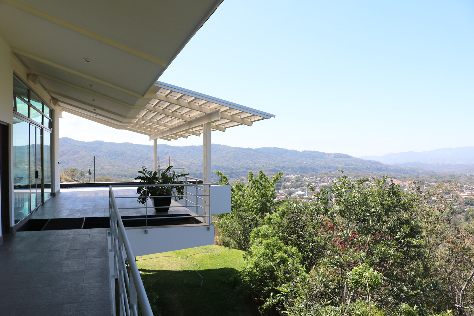 6 bed Single Family Homes For Sale in Ciudad Colon, San Jose - thumb 16