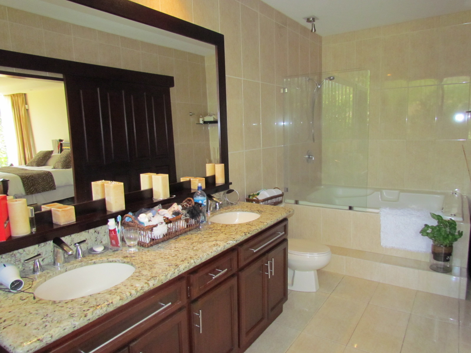 4 bed Apartment For Sale in Escazu, San Jose - thumb 8
