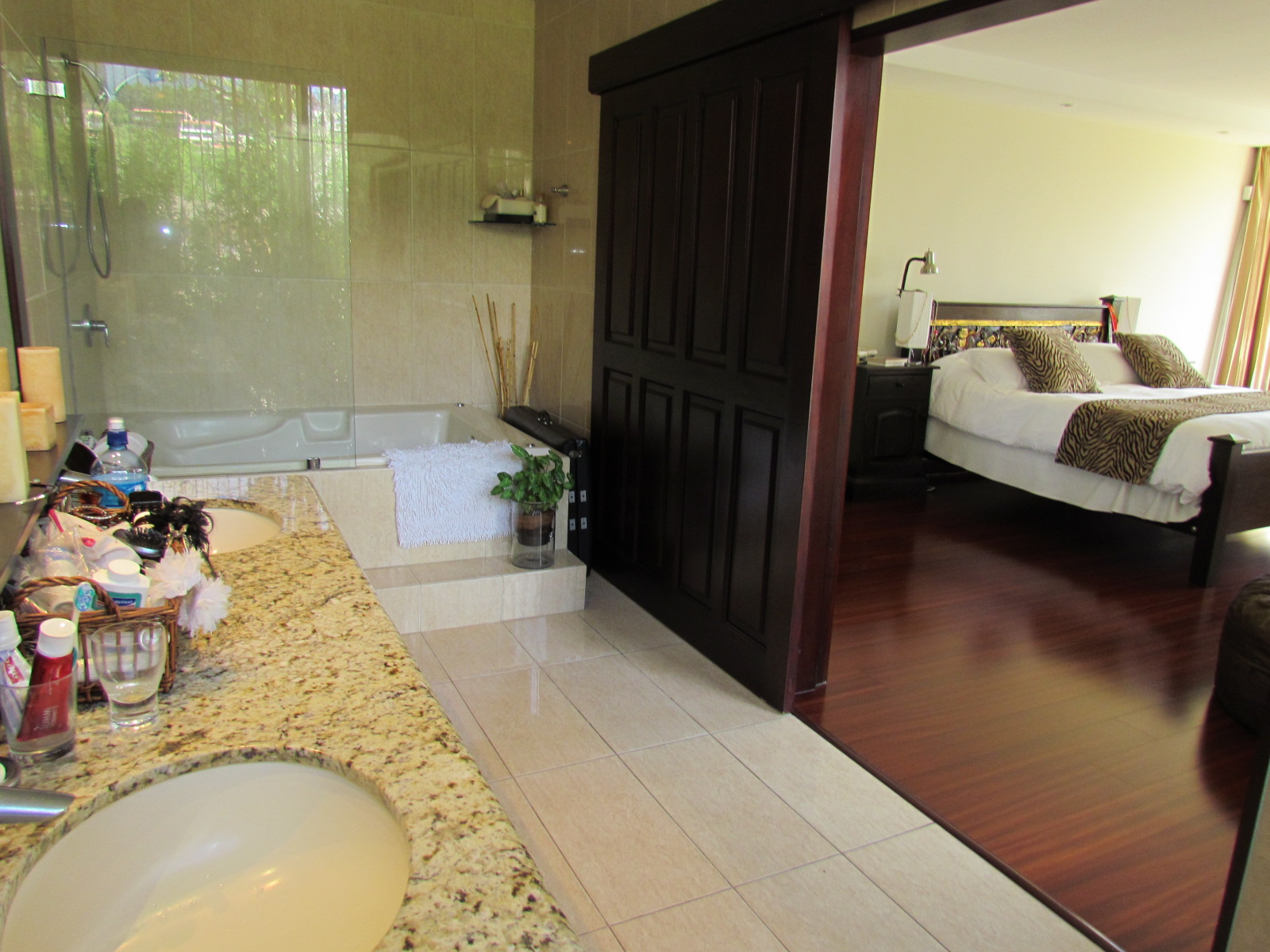 4 bed Apartment For Sale in Escazu, San Jose - thumb 9