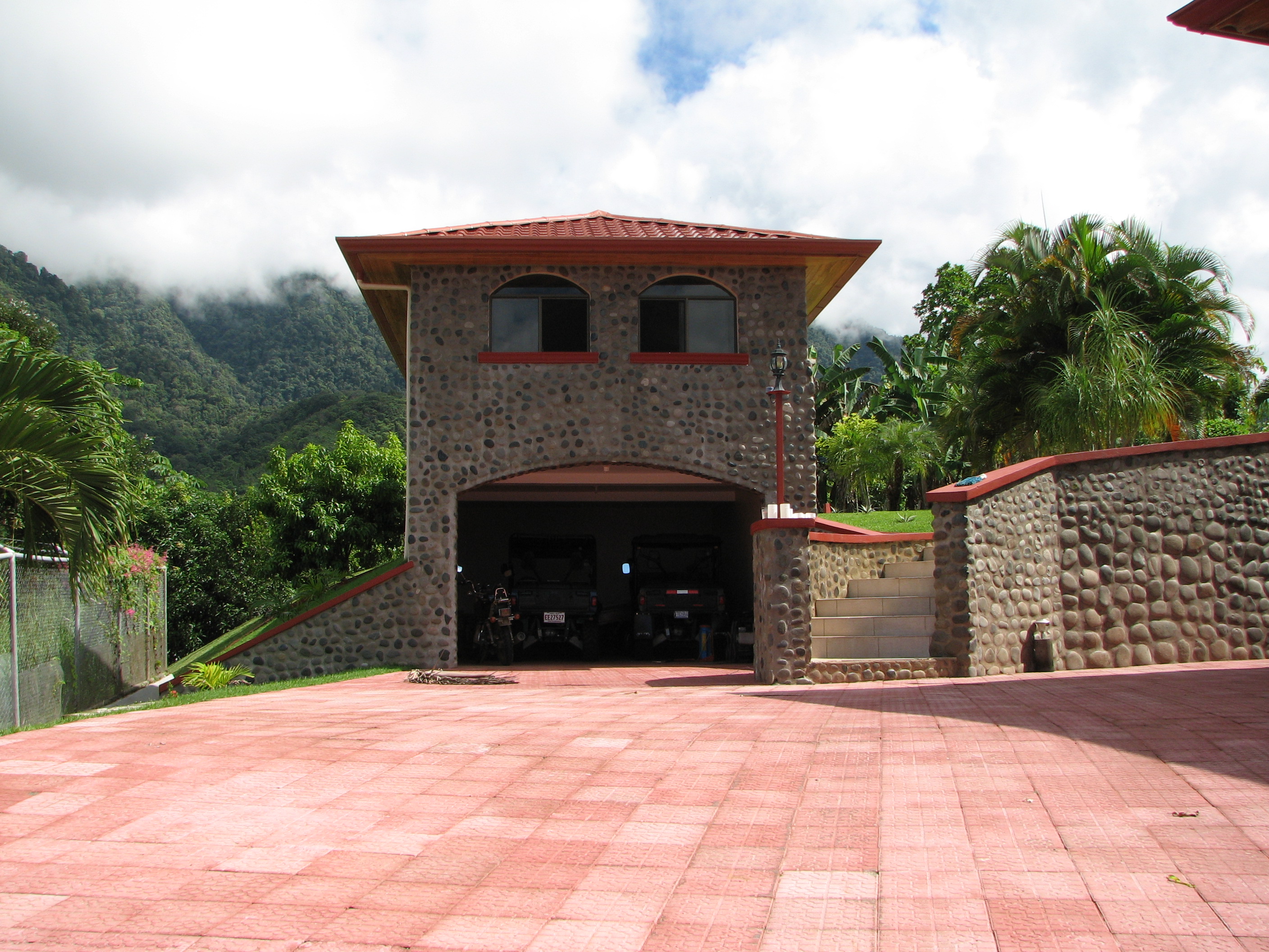 5 bed Single Family Homes For Sale in Ojochal, Puntarenas - thumb 18