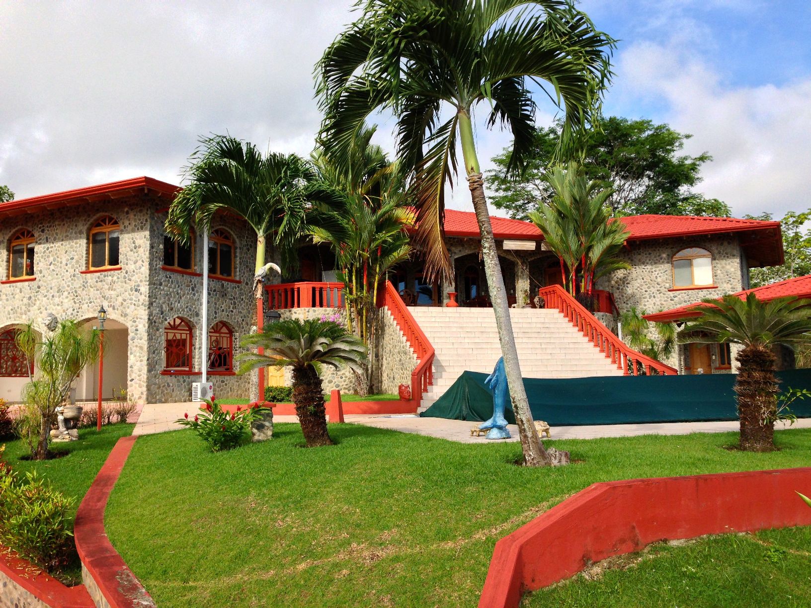 5 bed Single Family Homes For Sale in Ojochal, Puntarenas - thumb 2