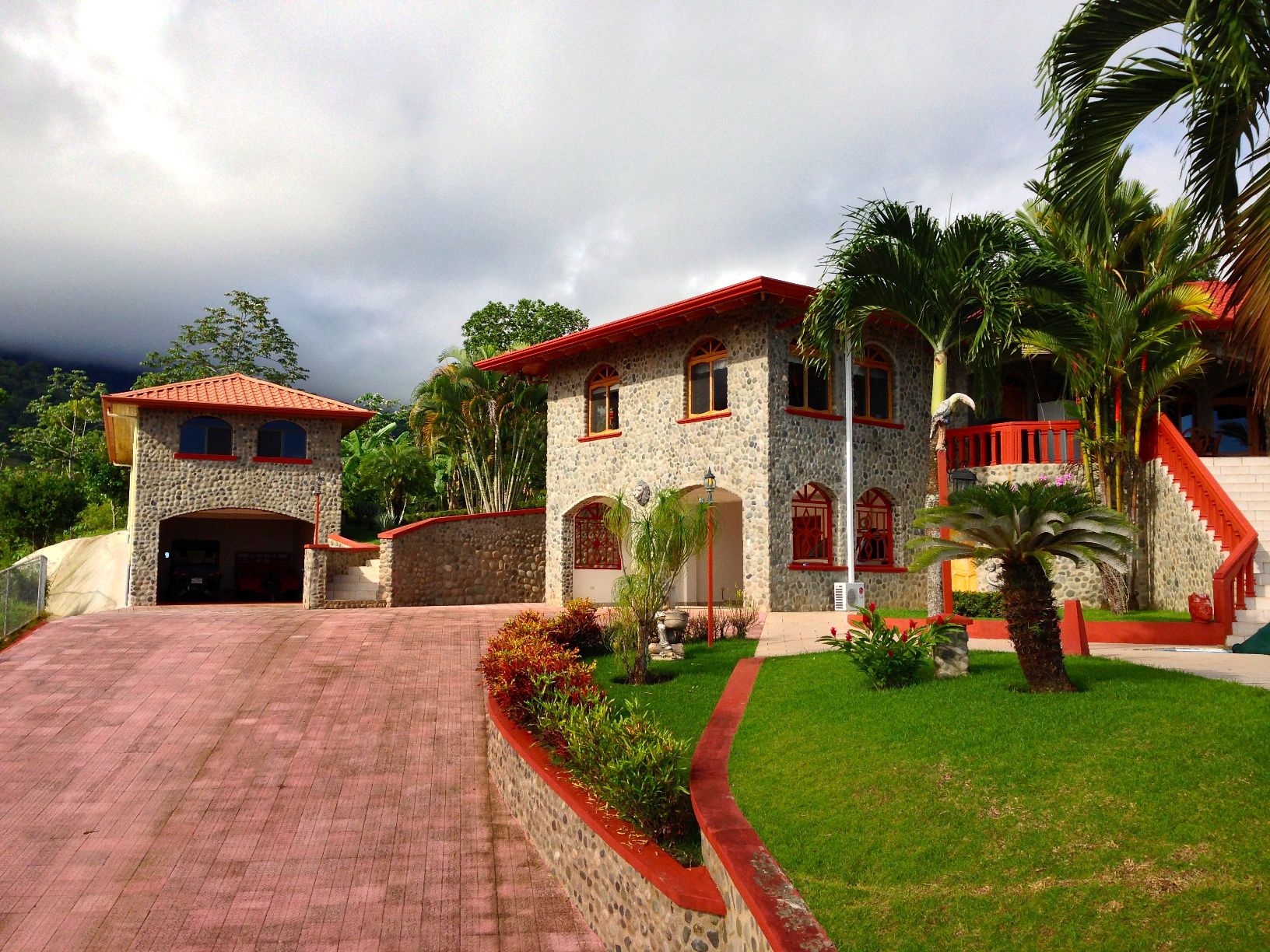 5 bed Single Family Homes For Sale in Ojochal, Puntarenas - thumb 20