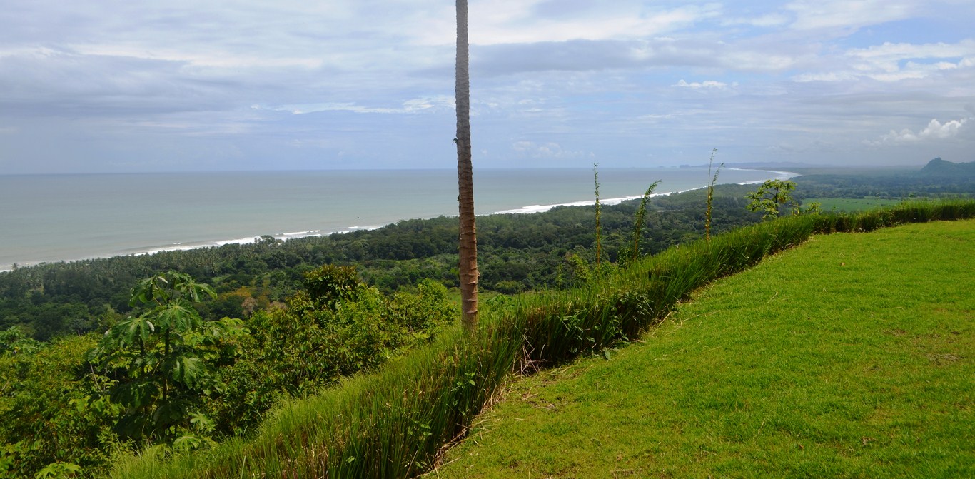 4 bed Single Family Homes For Sale in Dominical, Puntarenas - thumb 8