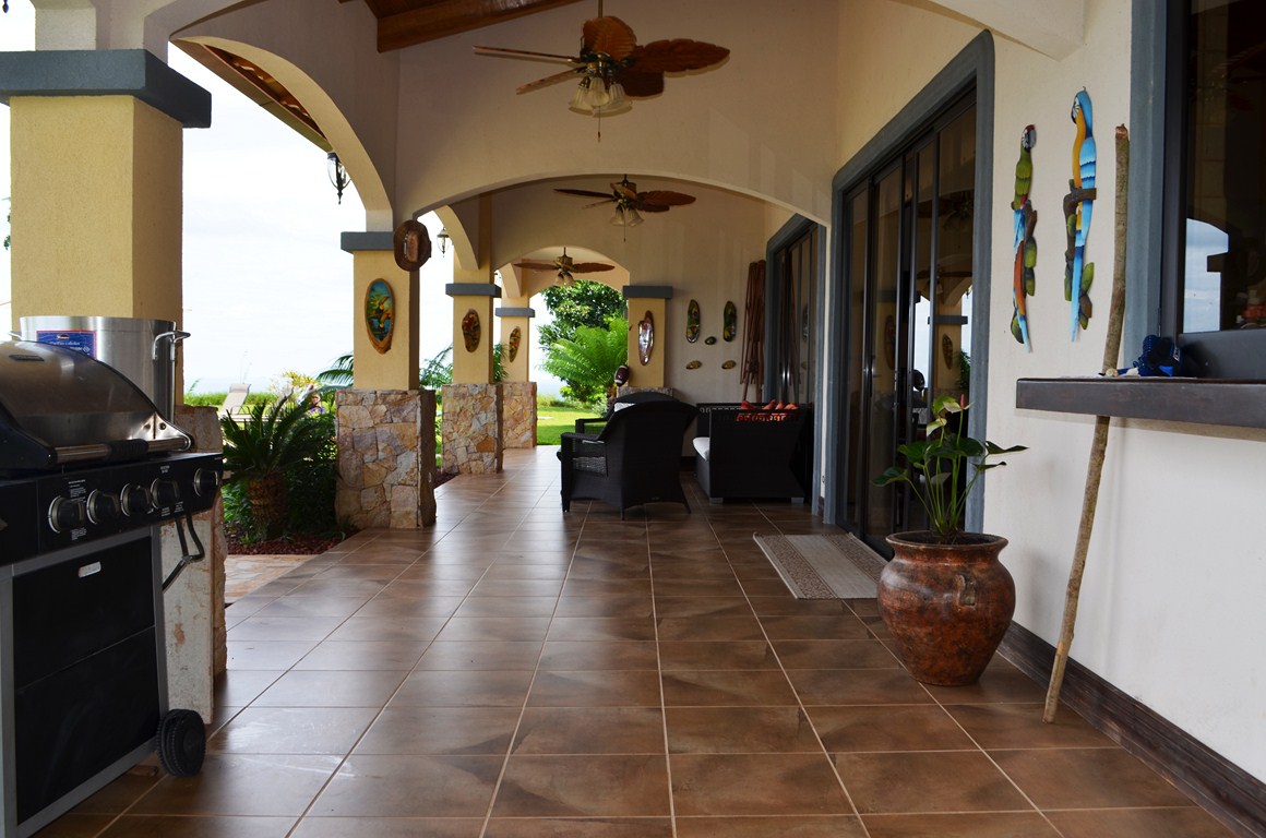 4 bed Single Family Homes For Sale in Dominical, Puntarenas - thumb 19