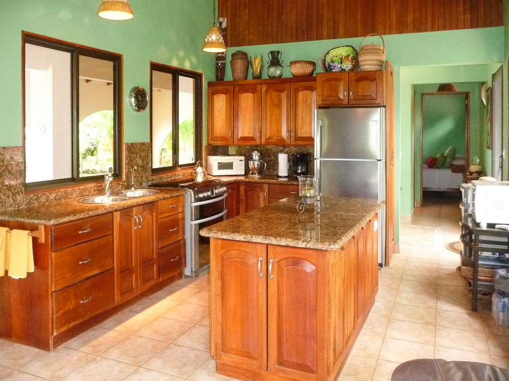 3 bed Single Family Homes For Sale in Ojochal, Puntarenas - thumb 2