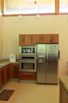 3 bed Single Family Homes For Sale in Manuel Antonio, Puntarenas - thumb 23