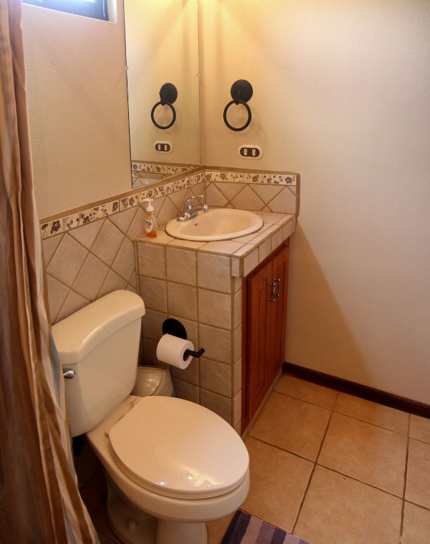 4 bed Single Family Homes For Sale in Esterillos, Puntarenas - thumb 26
