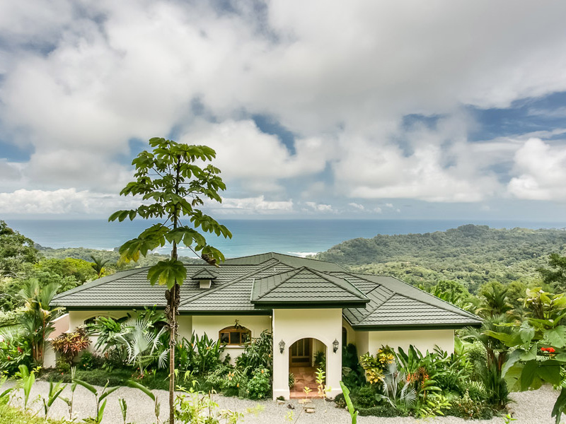 3 bed Single Family Homes For Sale in Dominical, Puntarenas - 1