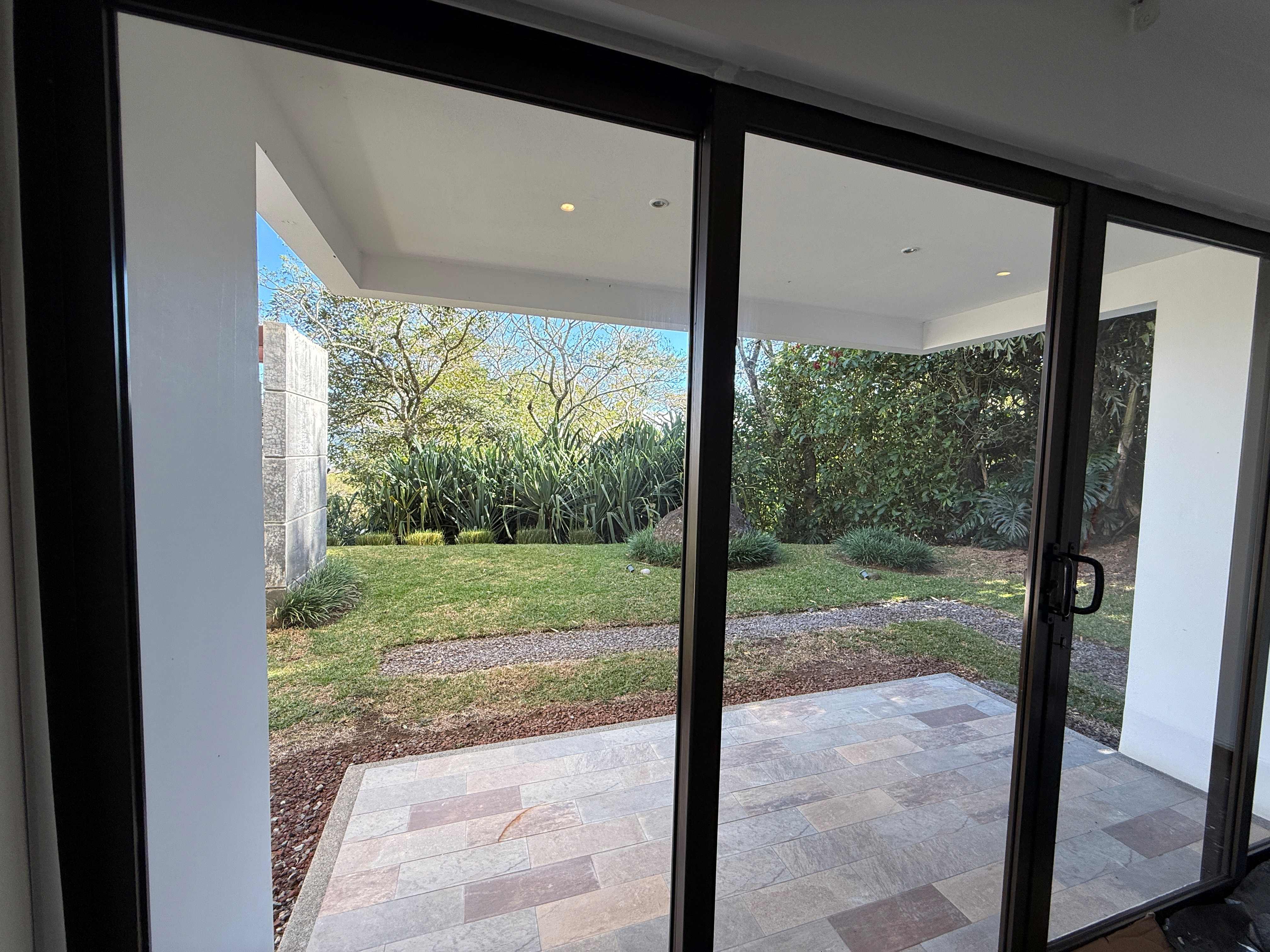 4 bed Single Family Homes For Sale in Santa Ana, San Jose - thumb 27