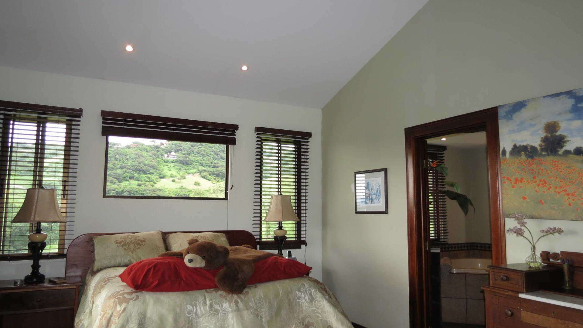 4 bed Single Family Homes For Sale in Santa Ana, San Jose - thumb 15