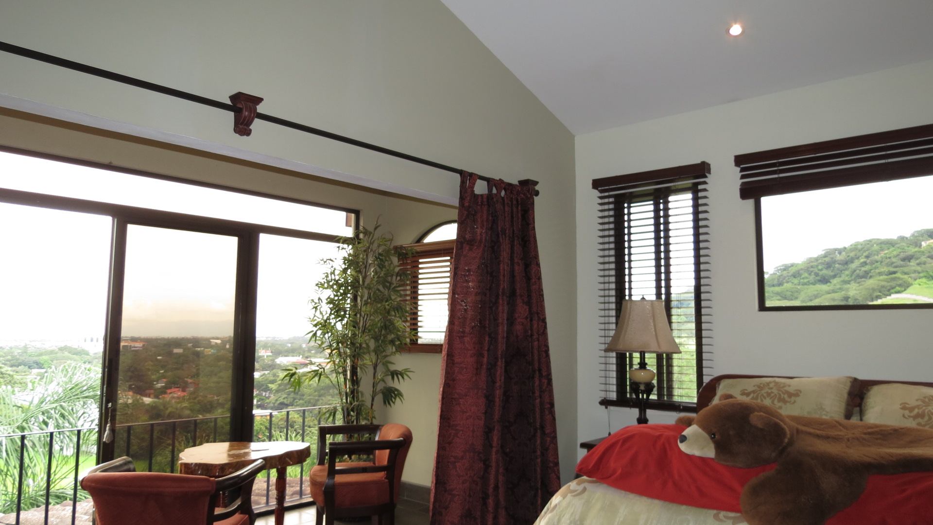 4 bed Single Family Homes For Sale in Santa Ana, San Jose - thumb 17
