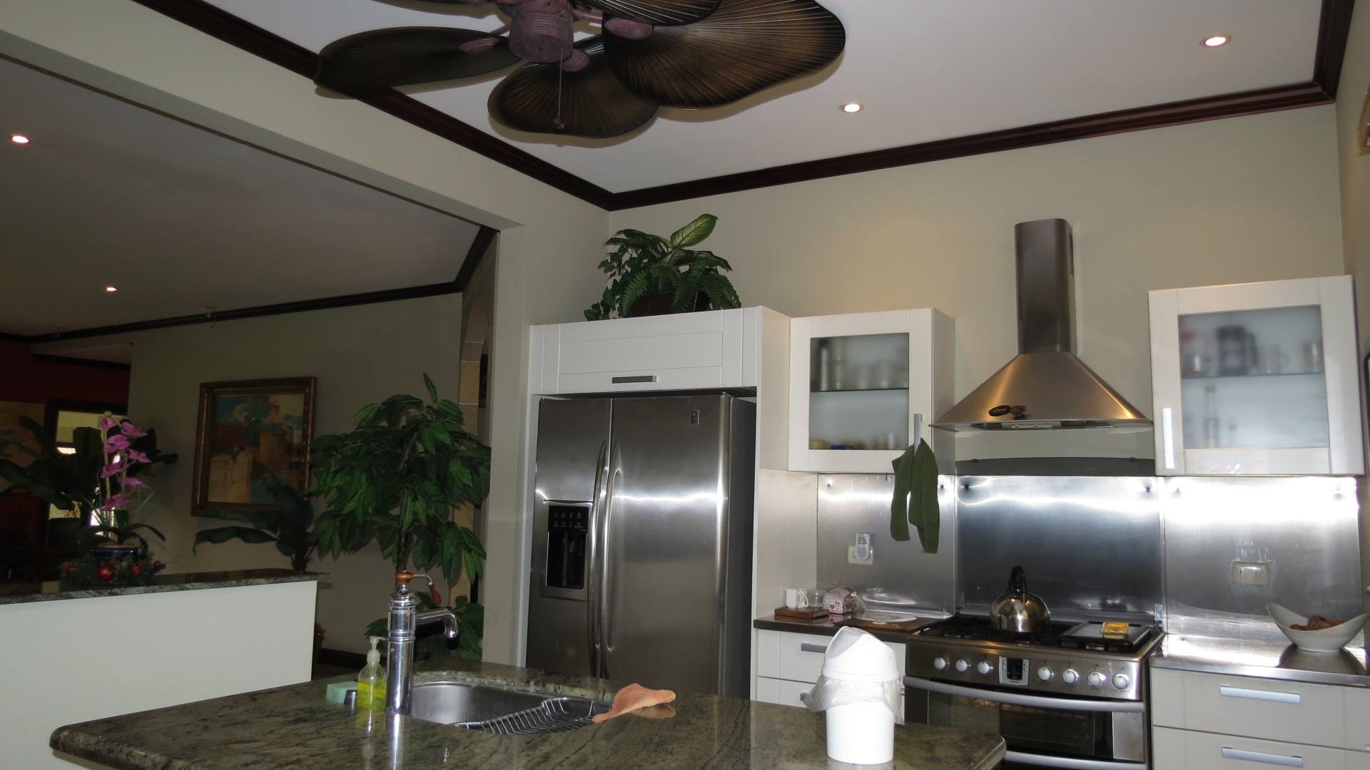 4 bed Single Family Homes For Sale in Santa Ana, San Jose - thumb 13
