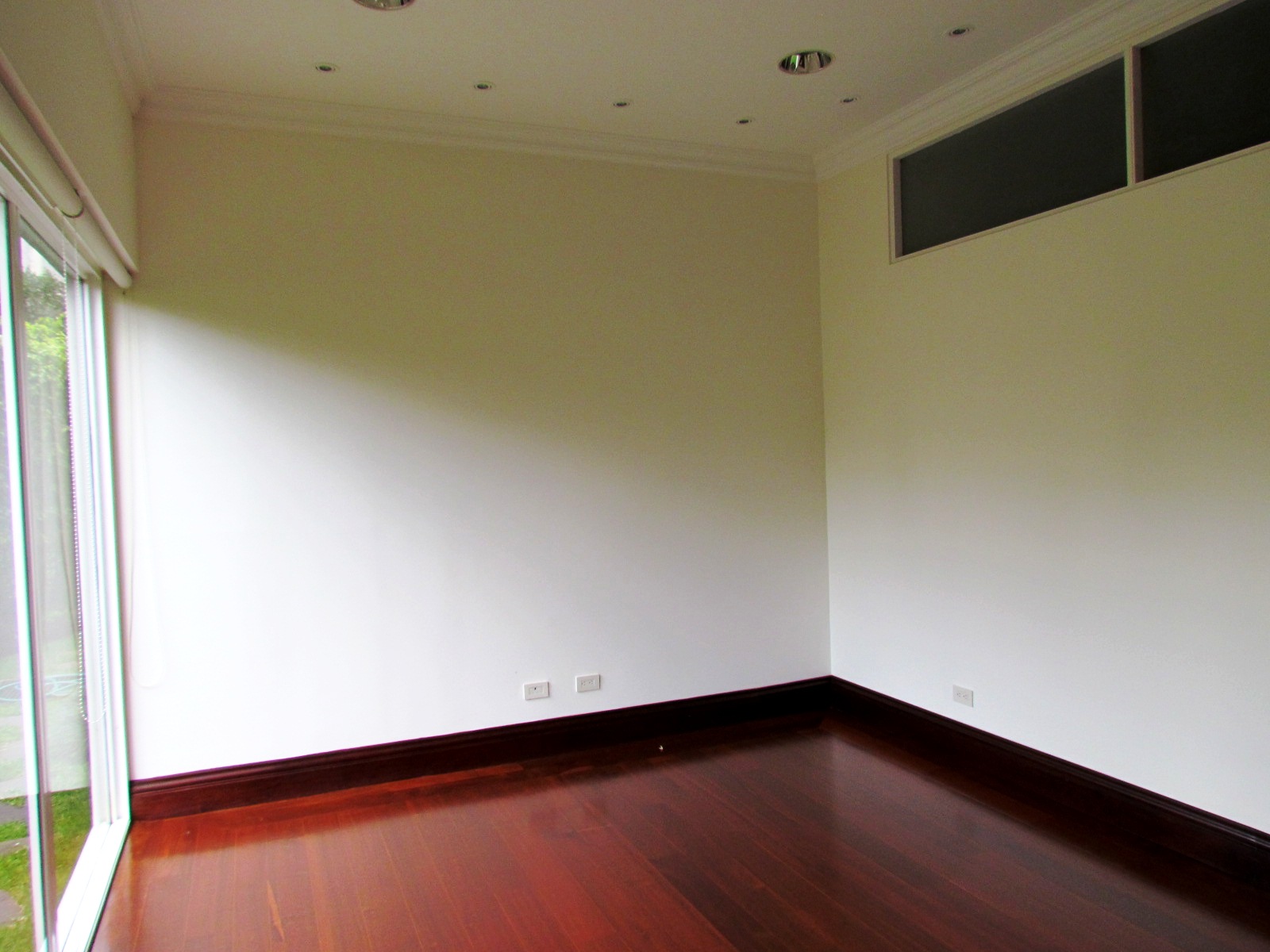 3 bed Apartment For Sale in Escazu, San Jose - thumb 15