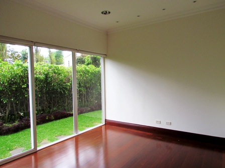 3 bed Apartment For Sale in Escazu, San Jose - thumb 9