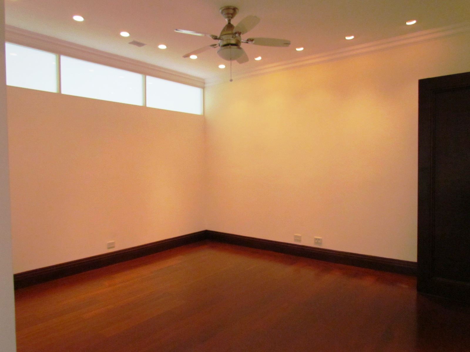 3 bed Apartment For Sale in Escazu, San Jose - thumb 16