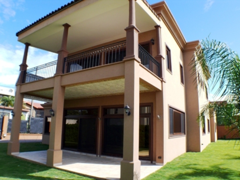 3 bed Single Family Homes For Sale in Ciudad Cariari, Heredia - 1
