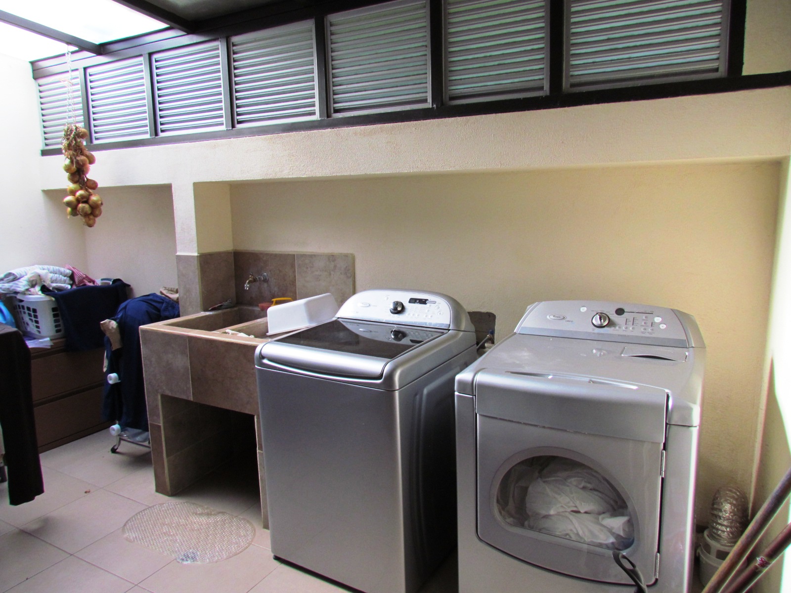 4 bed Condo For Rent in Santa Ana, San Jose - thumb 23