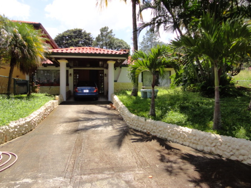 6 bed Single Family Homes For Sale in San Antonio De Escazu, San Jose - 1