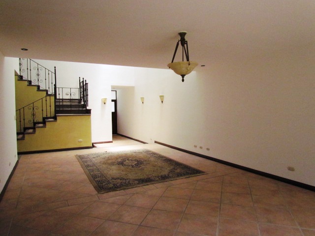 3 bed Condo For Sale in Santa Ana, San Jose - thumb 7