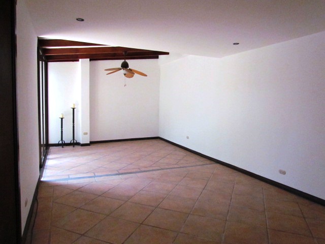 3 bed Condo For Sale in Santa Ana, San Jose - thumb 11