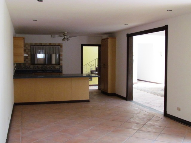 3 bed Condo For Sale in Santa Ana, San Jose - thumb 24