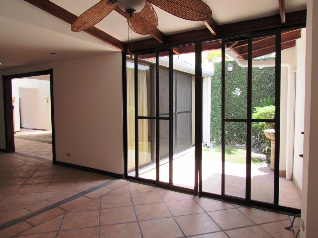 3 bed Condo For Sale in Santa Ana, San Jose - thumb 8