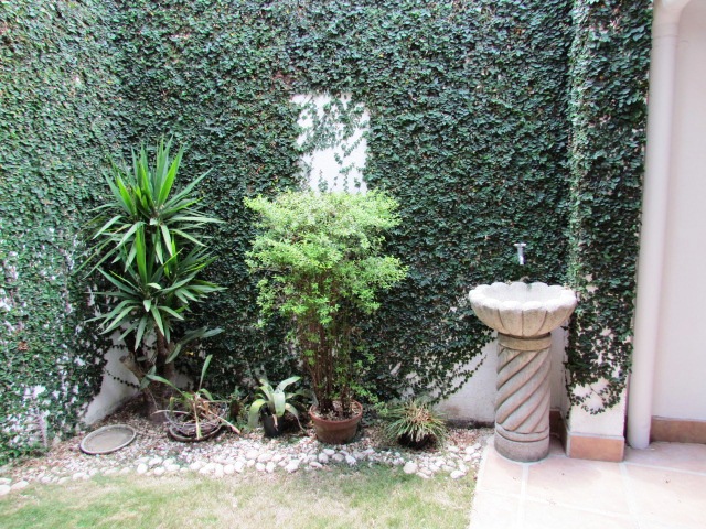 3 bed Condo For Sale in Santa Ana, San Jose - thumb 4