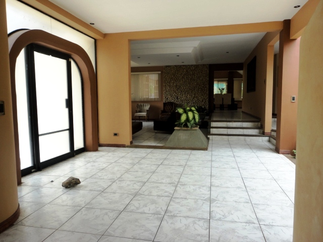 4 bed Single Family Homes For Sale in La Garita, Alajuela - thumb 17