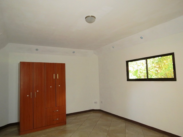 3 bed Single Family Homes For Sale in Santa Ana, San Jose - thumb 19