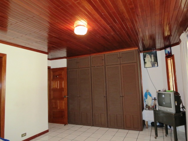 3 bed Single Family Homes For Sale in Santa Ana, San Jose - thumb 27
