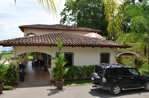 4 bed Single Family Homes For Sale in Dominical, Puntarenas - thumb 6