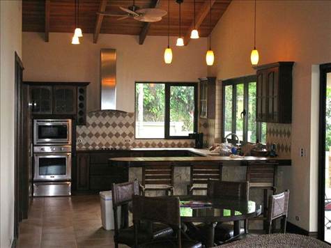 4 bed Single Family Homes For Sale in Dominical, Puntarenas - thumb 28