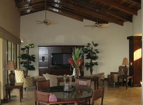 4 bed Single Family Homes For Sale in Dominical, Puntarenas - thumb 23