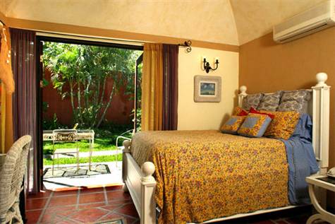 4 bed Single Family Homes For Sale in Tamarindo, Guanacaste - thumb 17