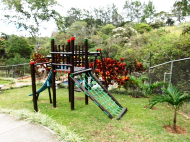 2 bed Apartment For Sale in Escazu, San Jose - thumb 4