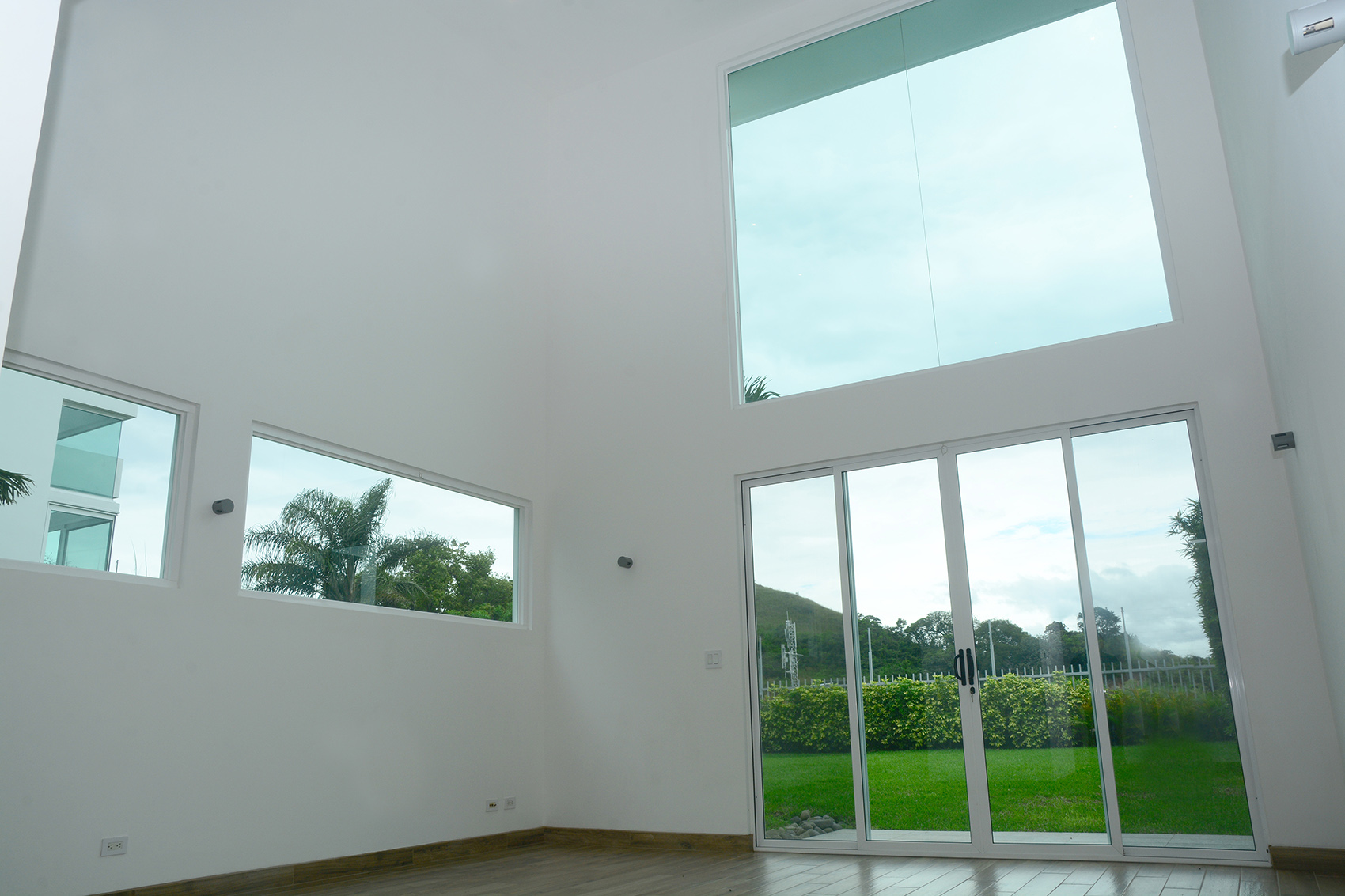 3 bed Single Family Homes For Sale in Escazu, San Jose - thumb 19