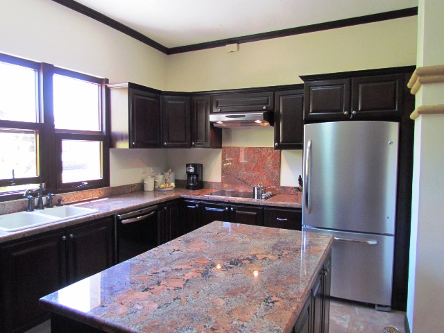 4 bed Single Family Homes For Sale in Ciudad Colon, San Jose - thumb 14
