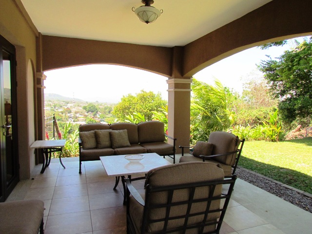 4 bed Single Family Homes For Sale in Ciudad Colon, San Jose - thumb 20