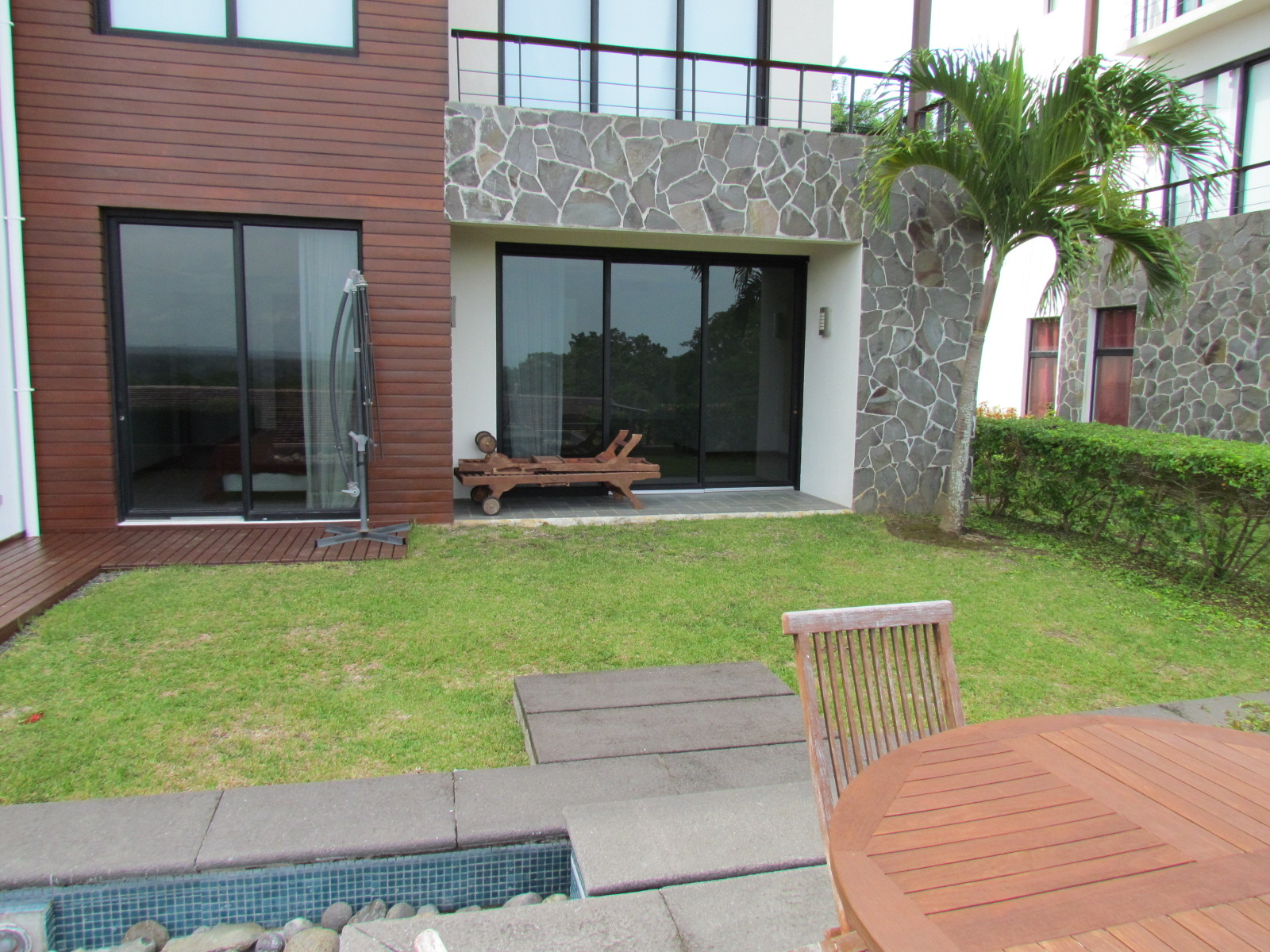 2 bed Apartment For Sale in Herradura, Puntarenas - thumb 3