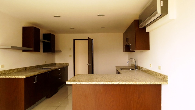 4 bed Apartment For Sale in Escazu, San Jose - thumb 9