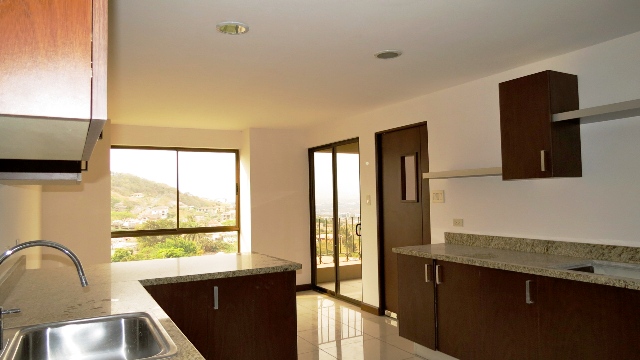4 bed Apartment For Sale in Escazu, San Jose - thumb 8