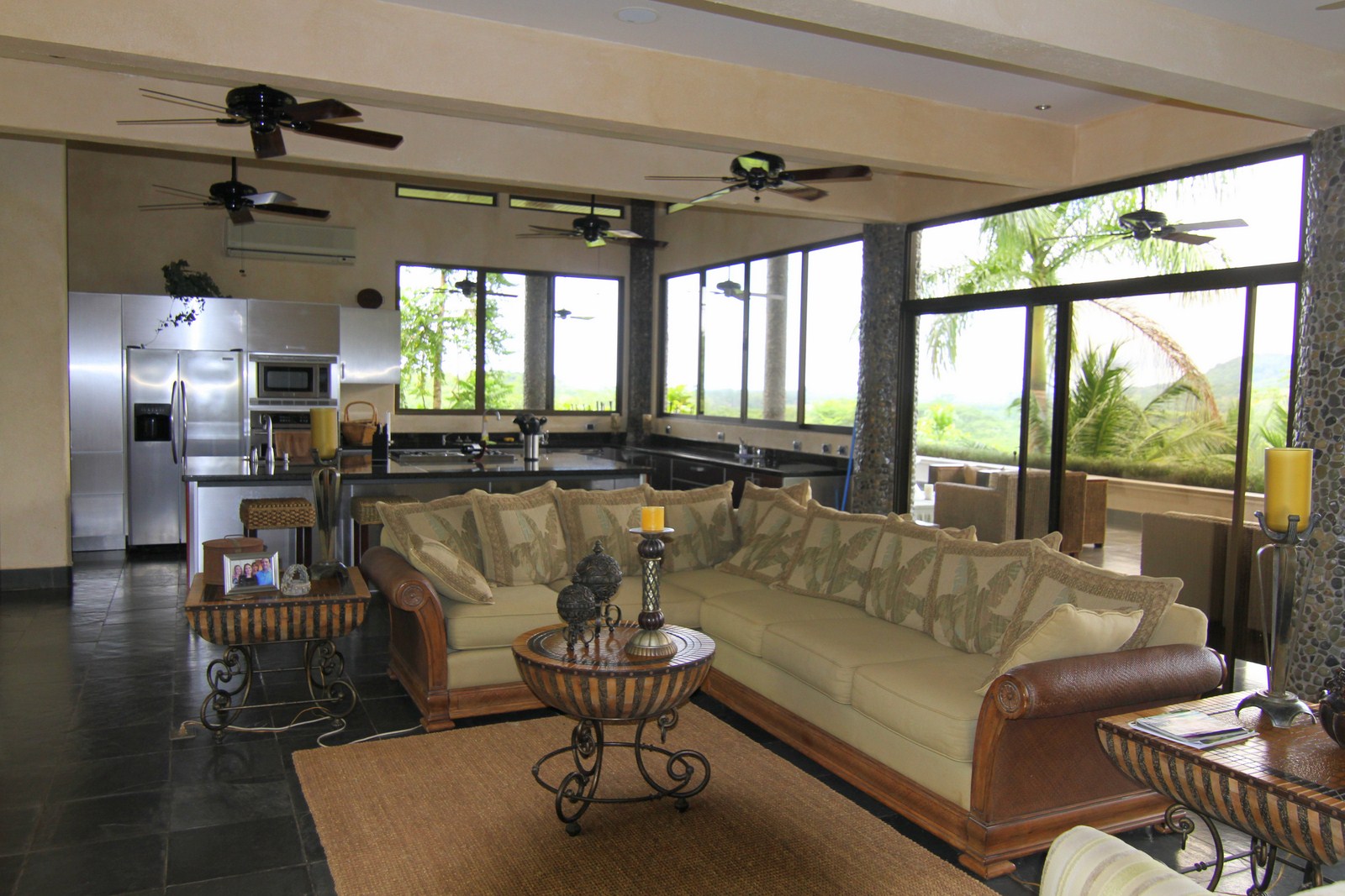 6 bed Single Family Homes For Sale in Manuel Antonio, Puntarenas - thumb 16