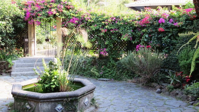17 bed Condo For Sale in Escazu, San Jose - thumb 4