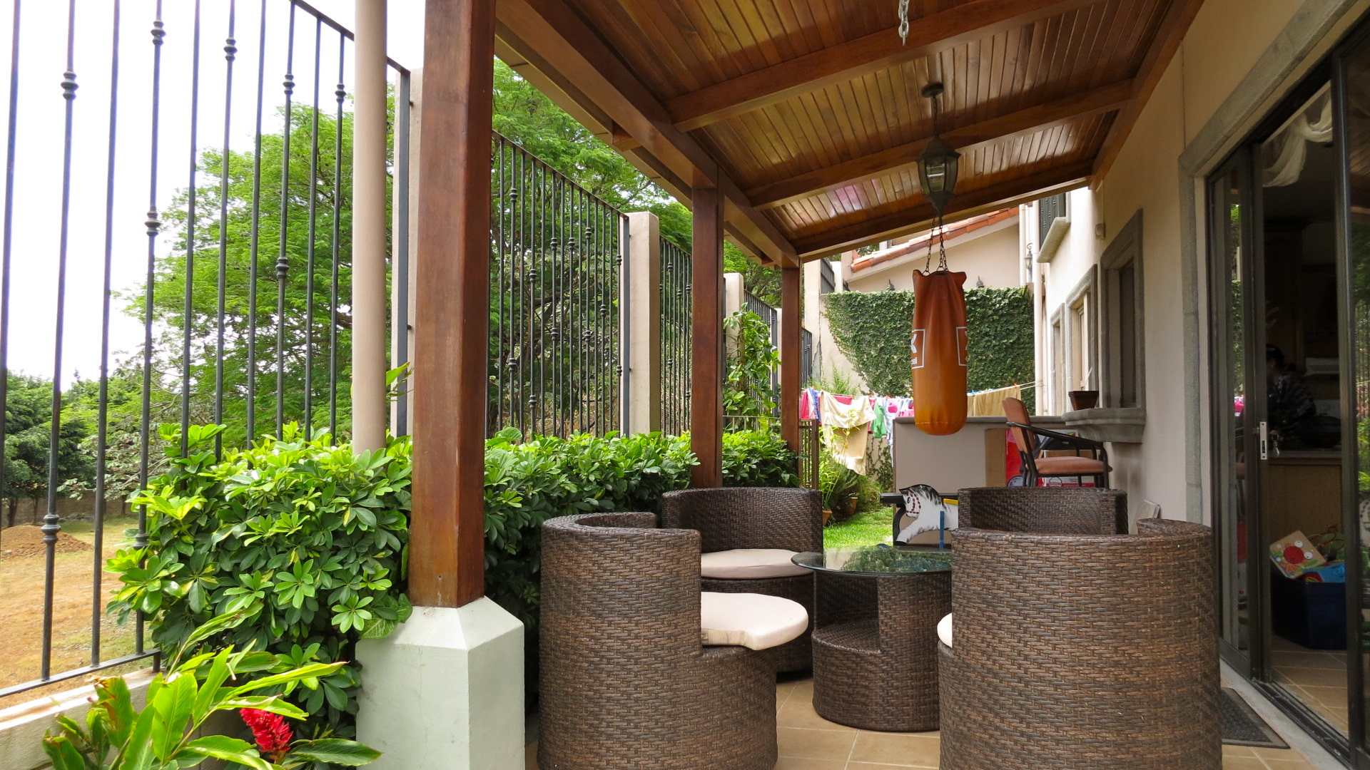 3 bed Condo For Sale in Escazu, San Jose - thumb 3