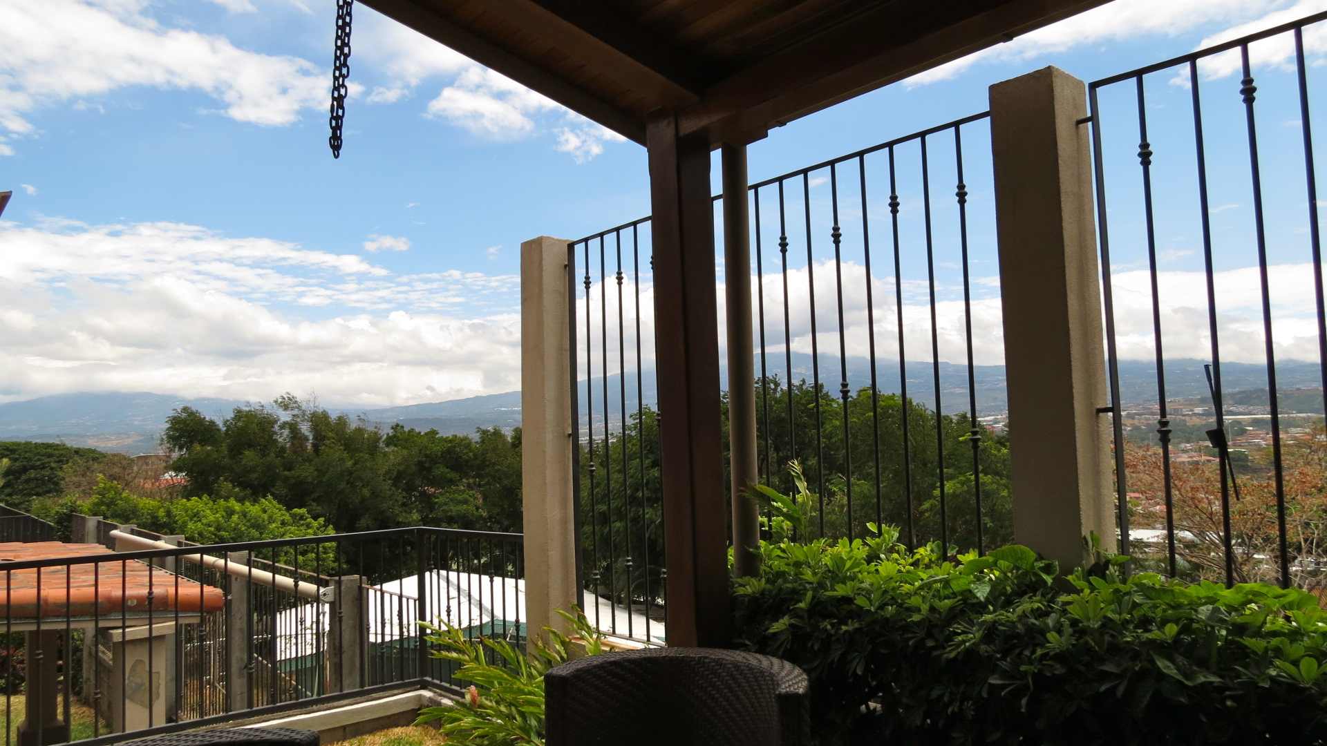 3 bed Condo For Sale in Escazu, San Jose - thumb 4