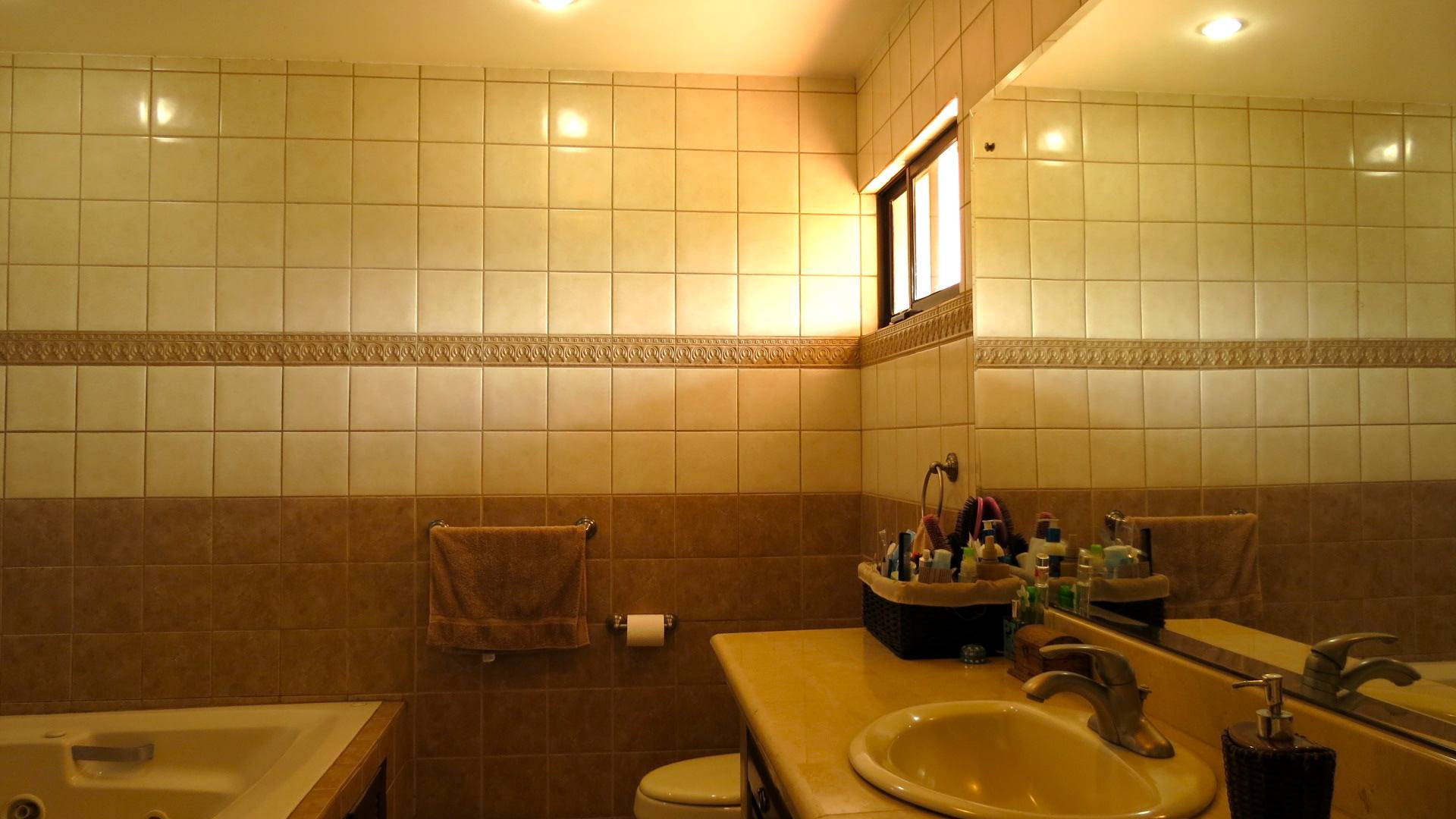 3 bed Condo For Sale in Escazu, San Jose - thumb 12