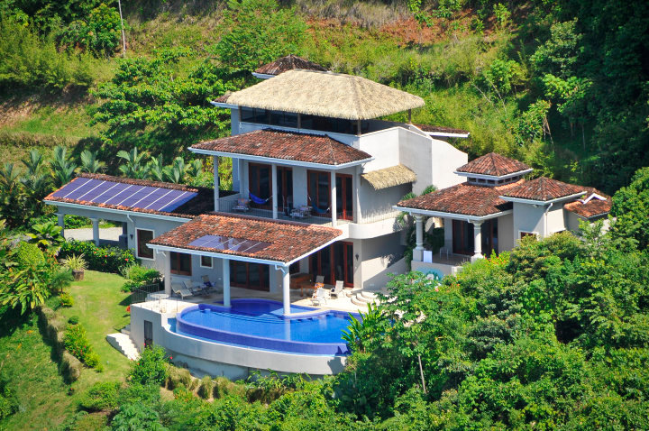 4 bed Single Family Homes For Sale in Dominical, Puntarenas - thumb 1