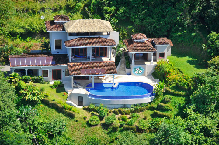4 bed Single Family Homes For Sale in Dominical, Puntarenas - thumb 4