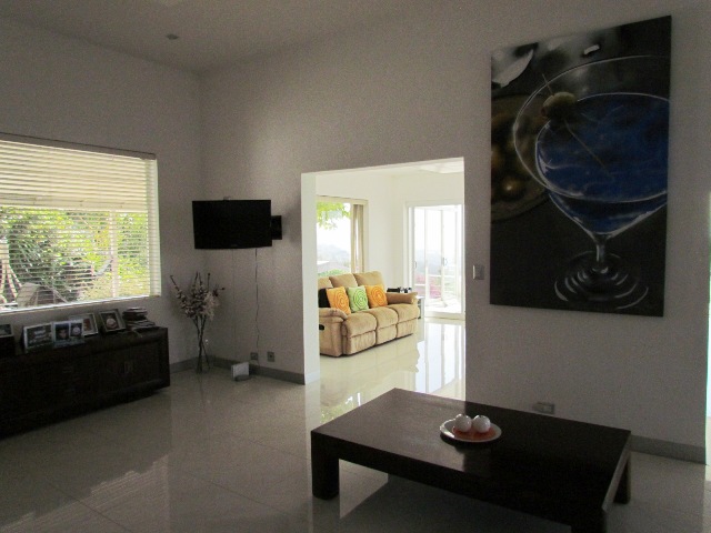 3 bed Single Family Homes For Sale in Santa Ana, San Jose - thumb 19